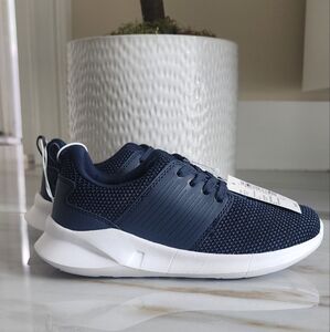 *Boys Sneakers- NEW*
